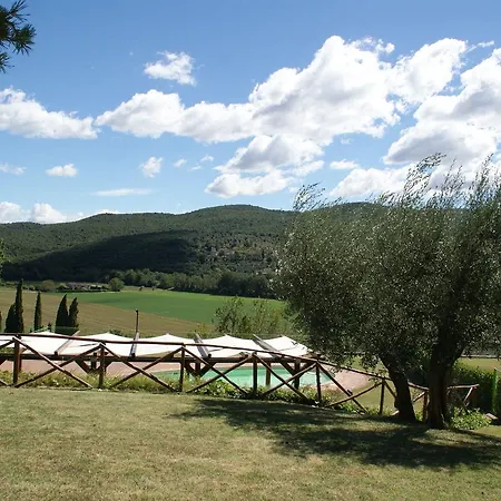 Rustic Holiday In With Swimming Pool Дом отдыха Корчано