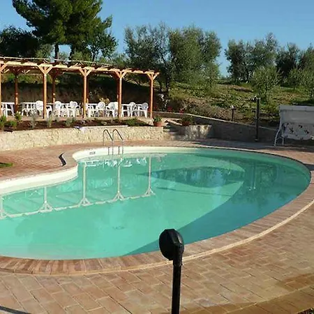 Rustic Holiday In With Swimming Pool *